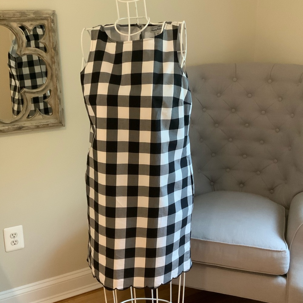 Dress. Tommy Bahama